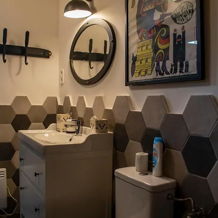 Polyak Vilă Révfülöp